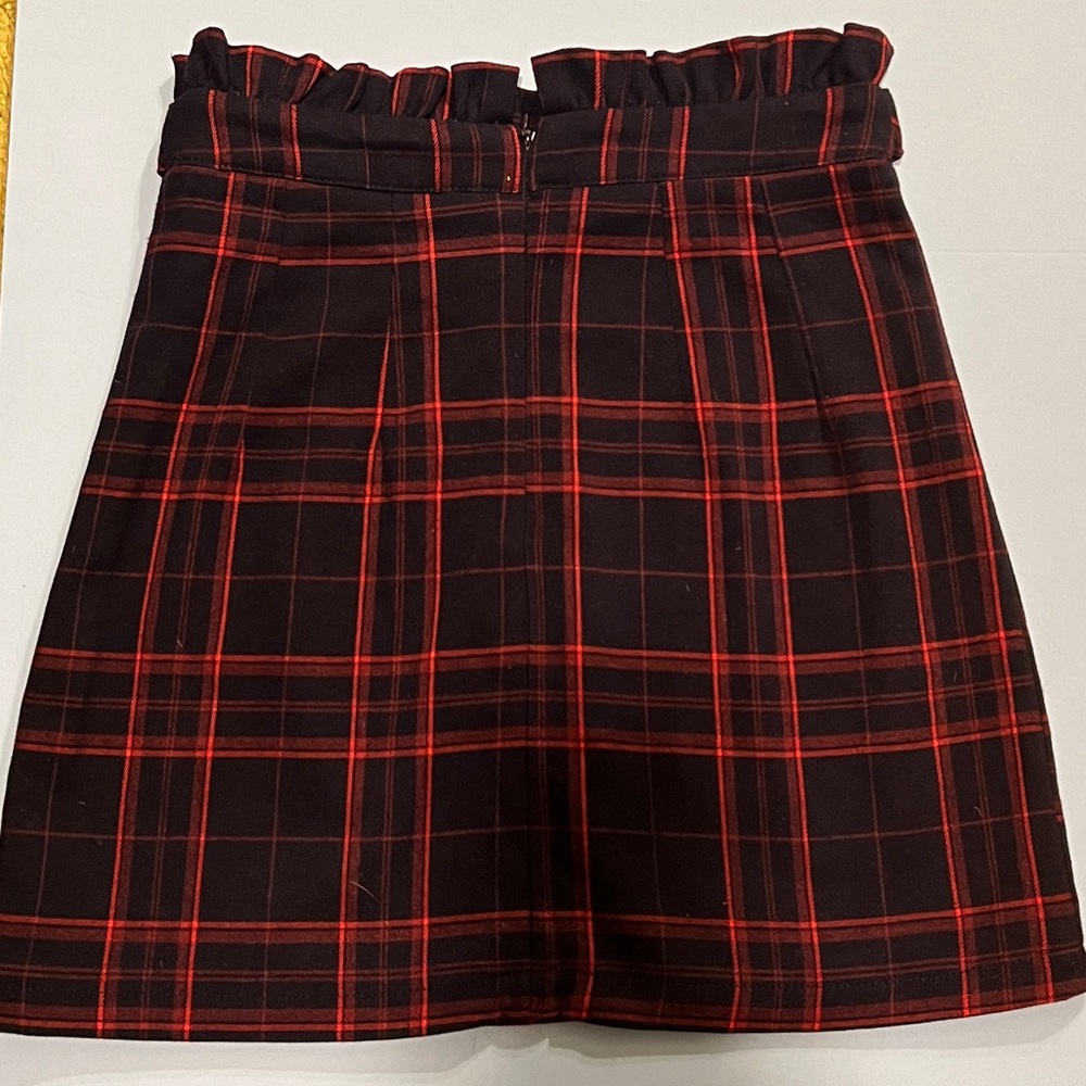 Mini skirt - Picture 2 of 3